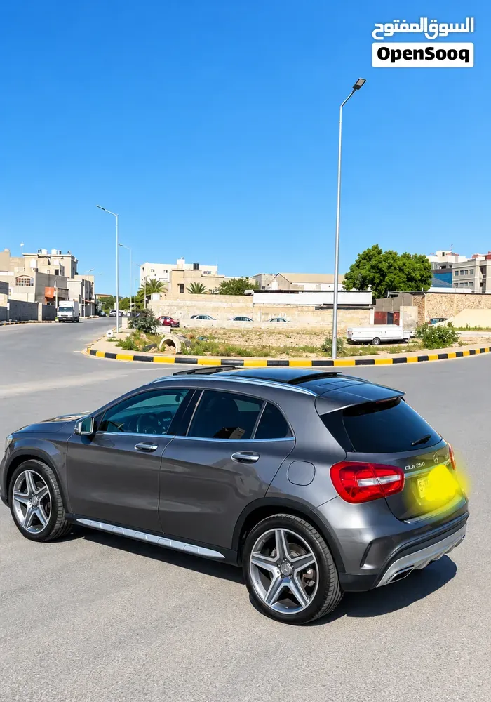Mercedes-Benz Gla250 2015 photo 4