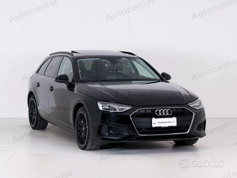 Audi A4 Avant 2021 photo 2