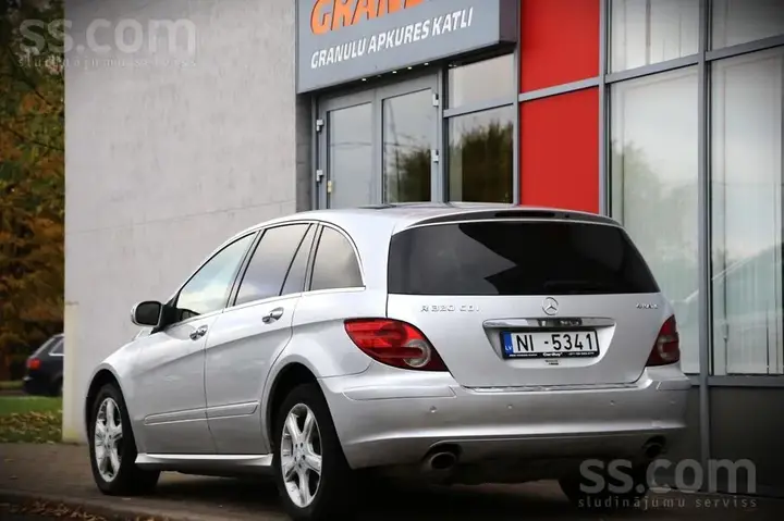 Mercedes-Benz R320 2006 photo 5
