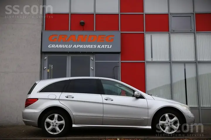 Mercedes-Benz R320 2006 photo 3