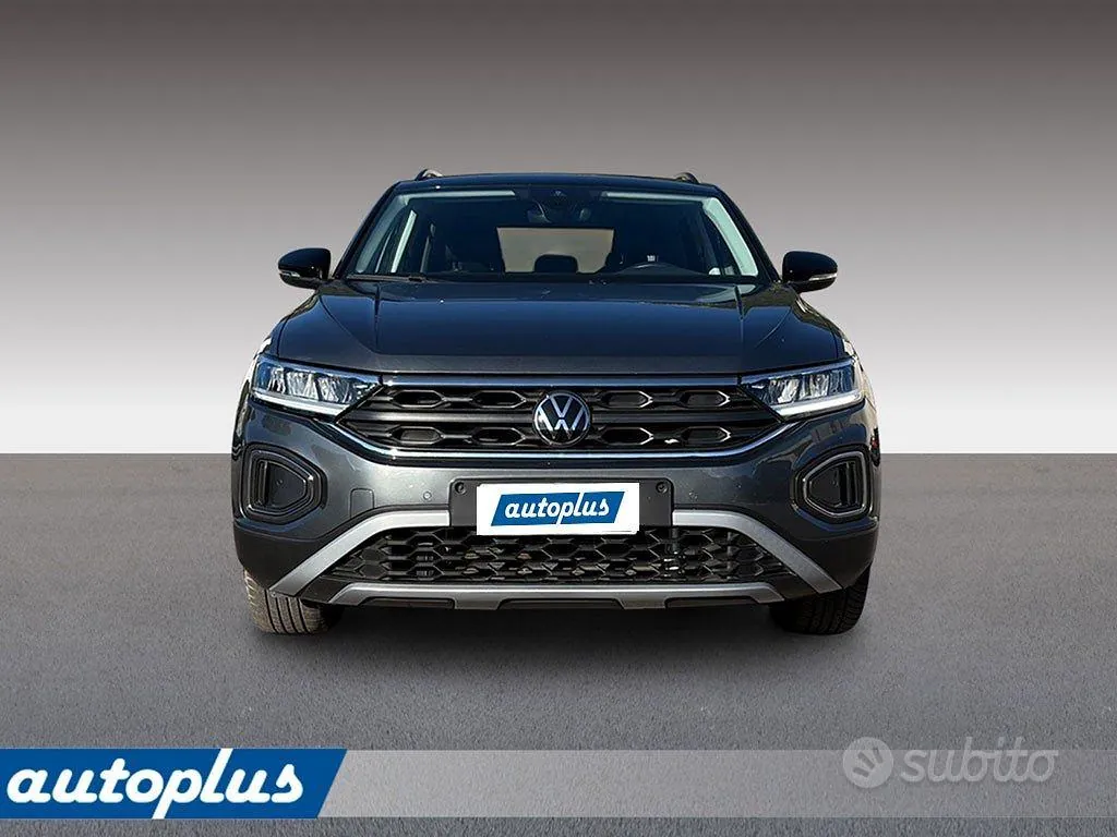 Volkswagen T-Roc 2025 photo 2