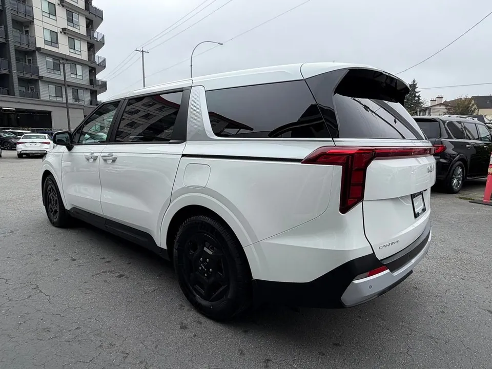 Kia Carnival 2025 photo 5