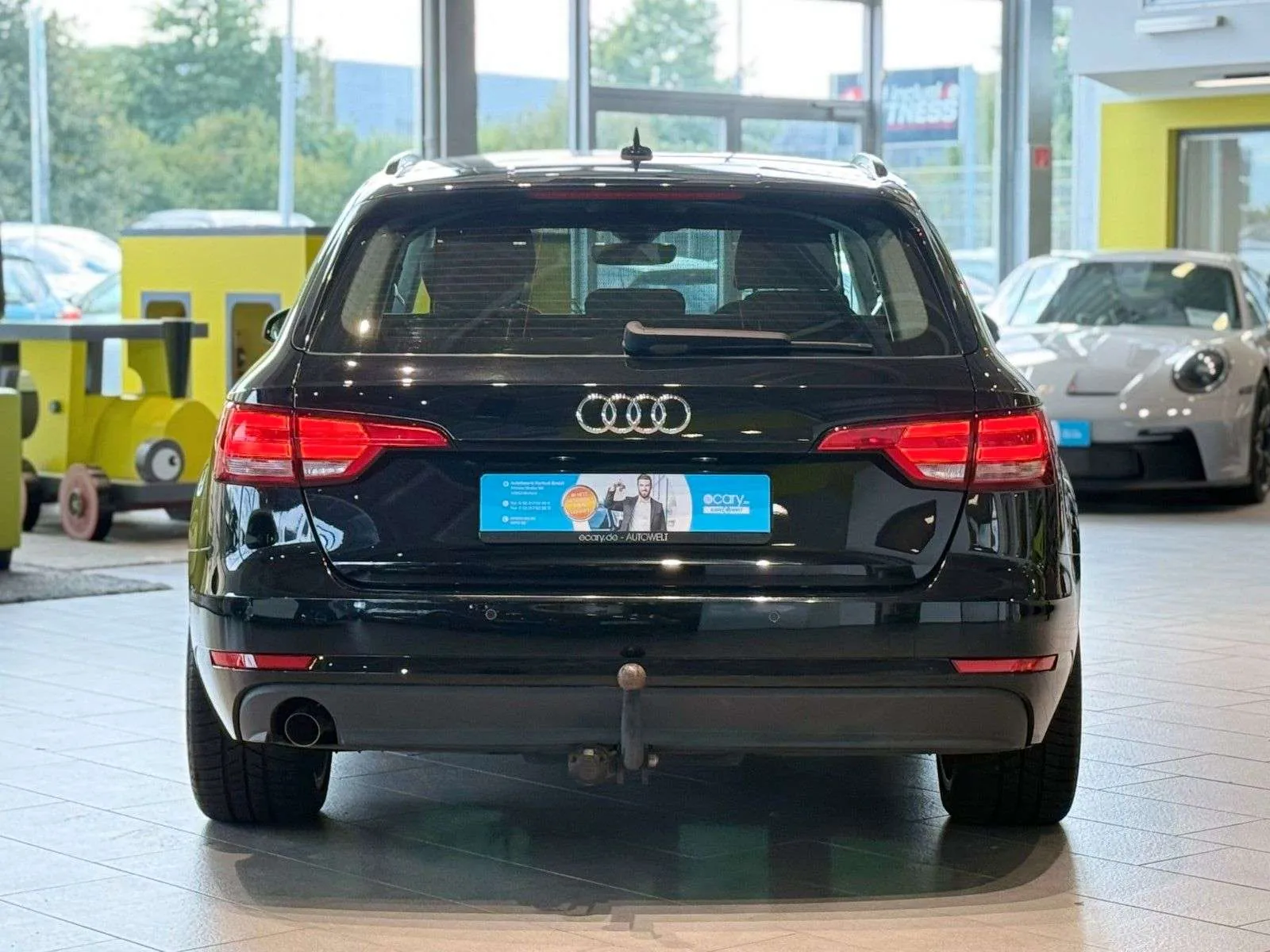 Audi A4 Avant 2017 photo 4