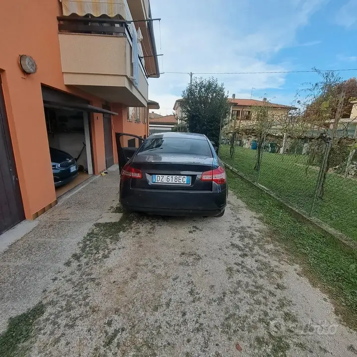 Citroen C5 2009 photo 2