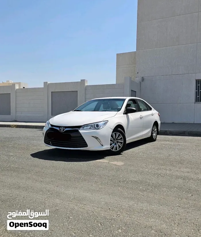 Toyota Camry 2017 photo 2
