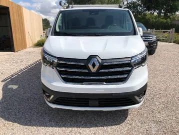 Renault Trafic 2023 photo 2