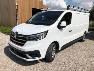 Renault Trafic 2023 photo 3