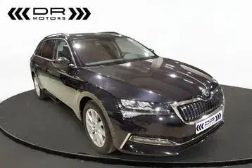 Skoda Superb 2021 photo 2
