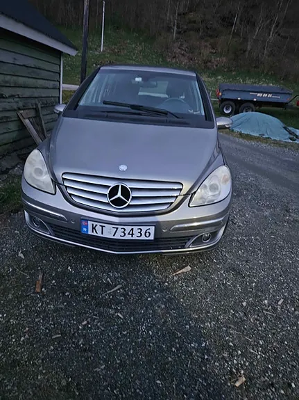 Mercedes-Benz B180 D