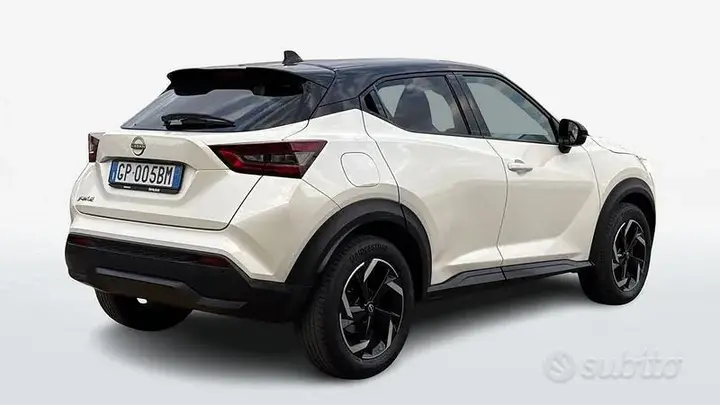 Nissan Juke 2023 photo 2