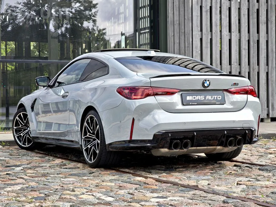 BMW M4 Competition 2024 photo 4