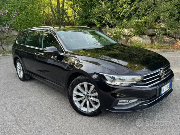Volkswagen Passat Variant 2022 photo 3