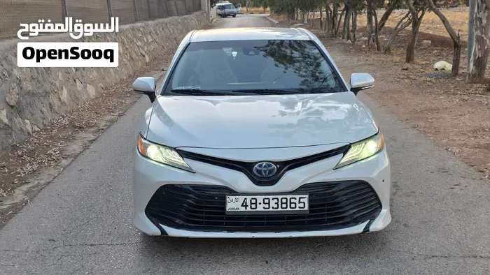 Toyota Camry 2018 photo 3