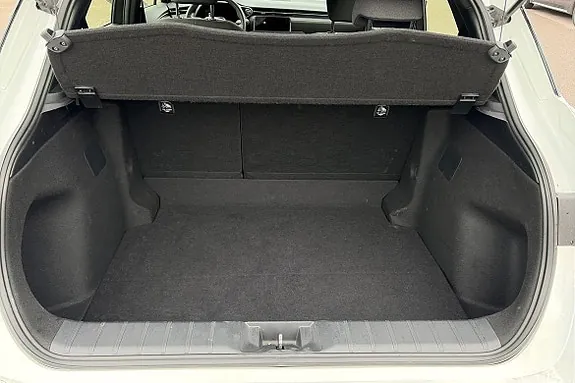 Lexus Lbx 2026 photo 5