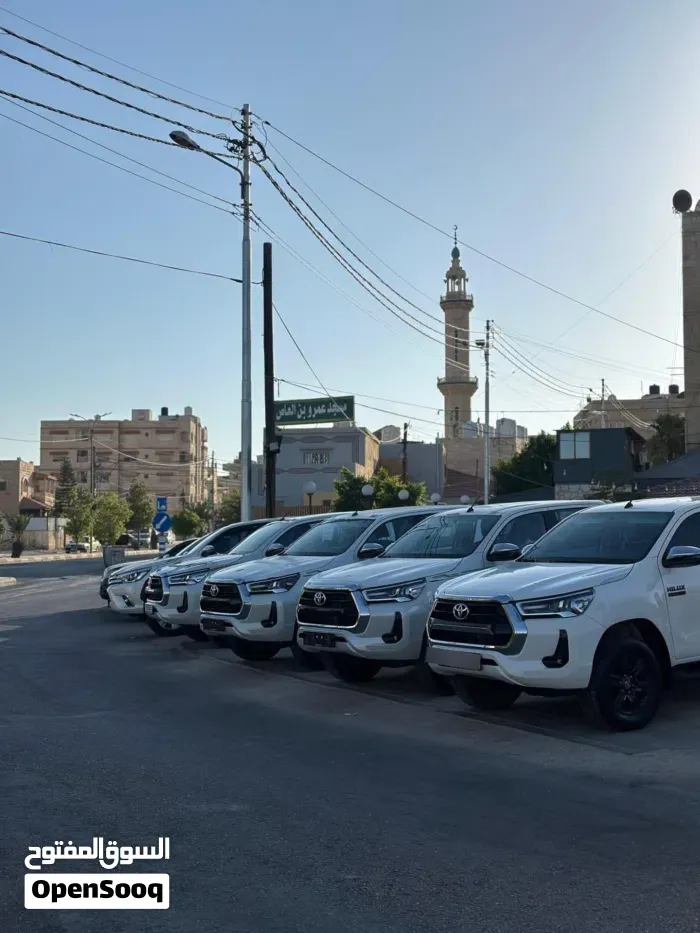 Toyota Hilux 2022 photo 2