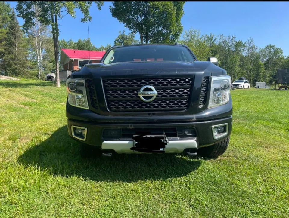 Nissan Titan 2018 photo 3