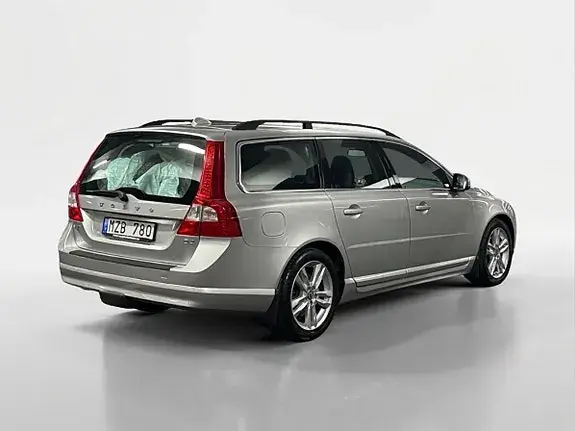 Volvo V70 2013 photo 5