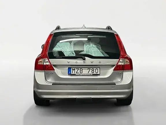 Volvo V70 2013 photo 4
