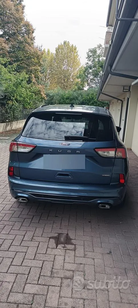 Ford Kuga 2022 photo 2