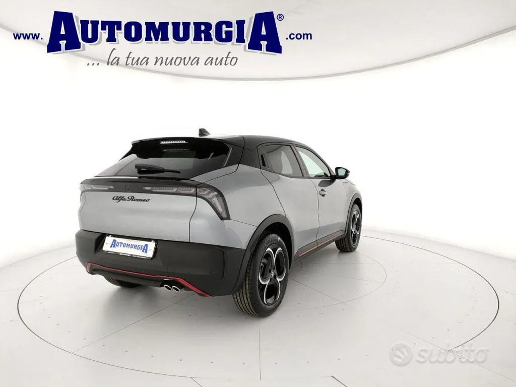 Alfa Romeo Junior photo 3