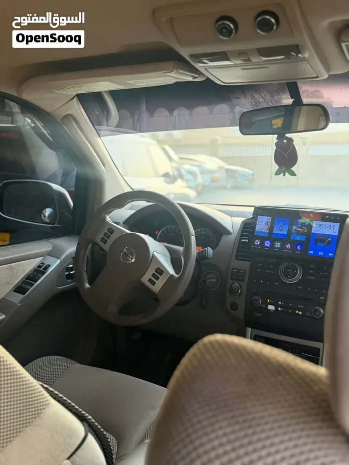 Nissan Pathfinder 2011 photo 5