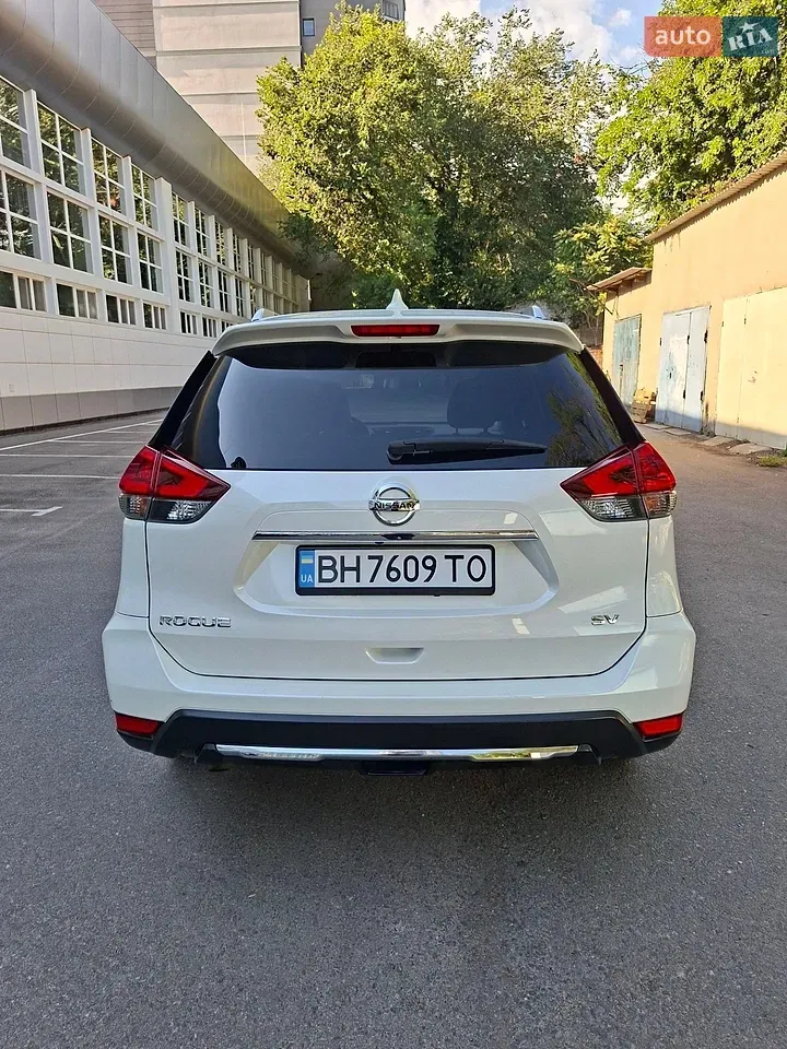 Nissan Rogue 2018 photo 2