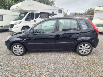 Ford Fiesta 2003 photo 2