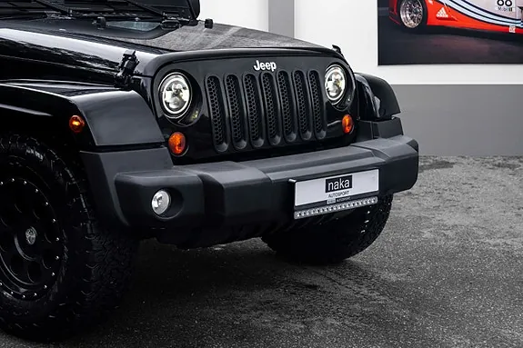 Jeep Wrangler 2012 photo 2