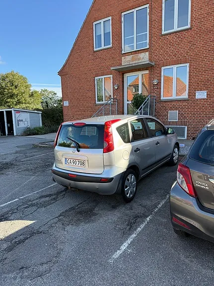 Nissan Note 2007 photo 3