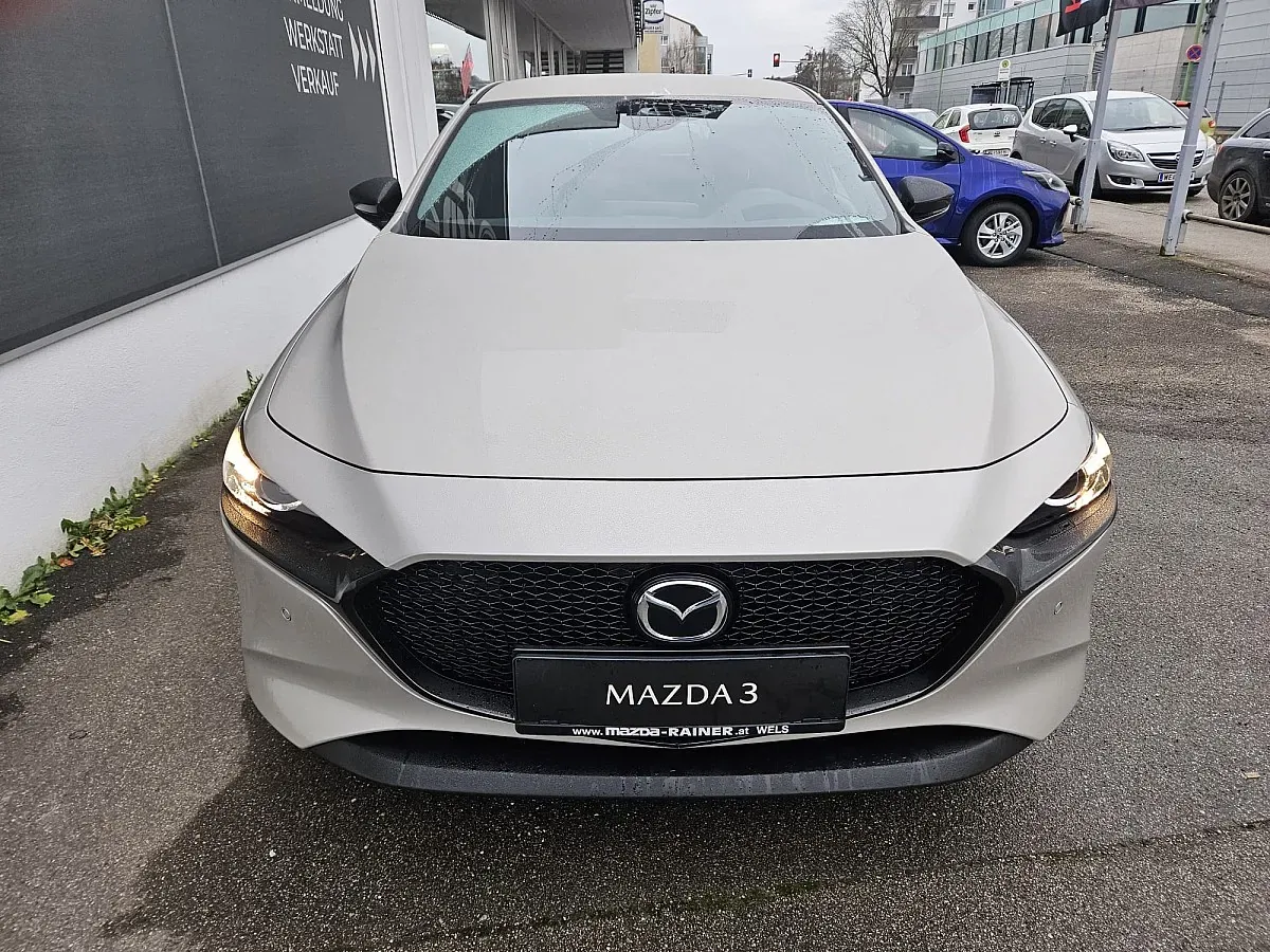 Mazda Mazda3 2026 photo 2