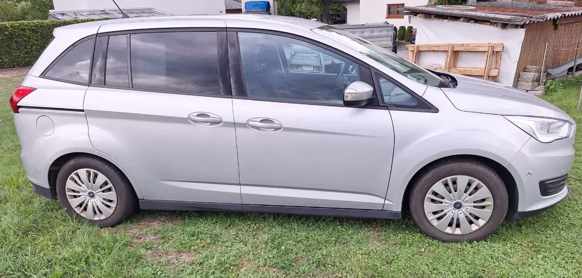 Ford C-Max 2018 photo 2
