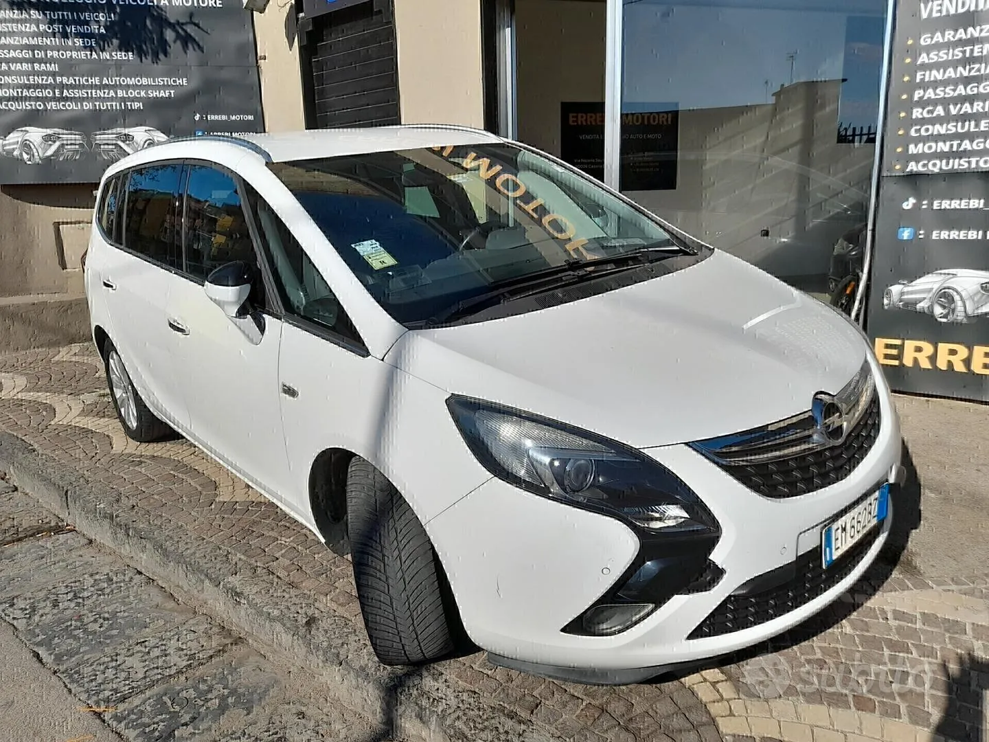 Opel Zafira Tourer 2012 photo 5