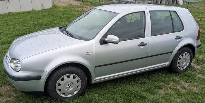 Volkswagen Golf 4