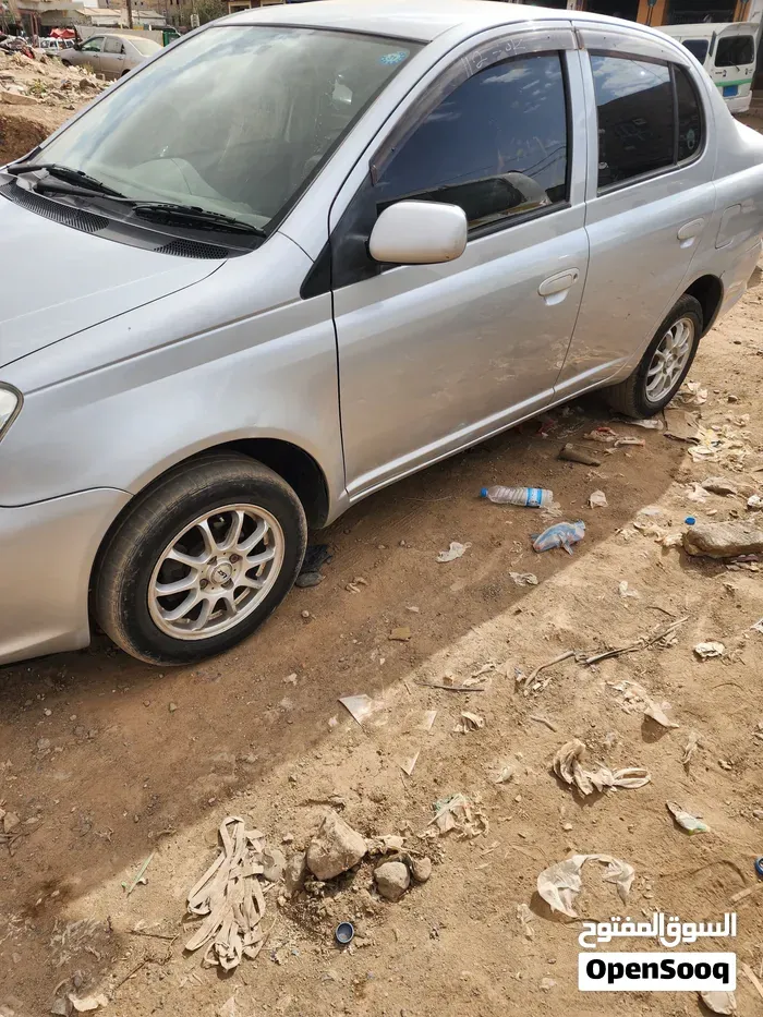 Toyota Yaris 2005 photo 4