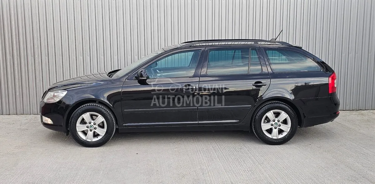 Skoda Octavia 2011 photo 4