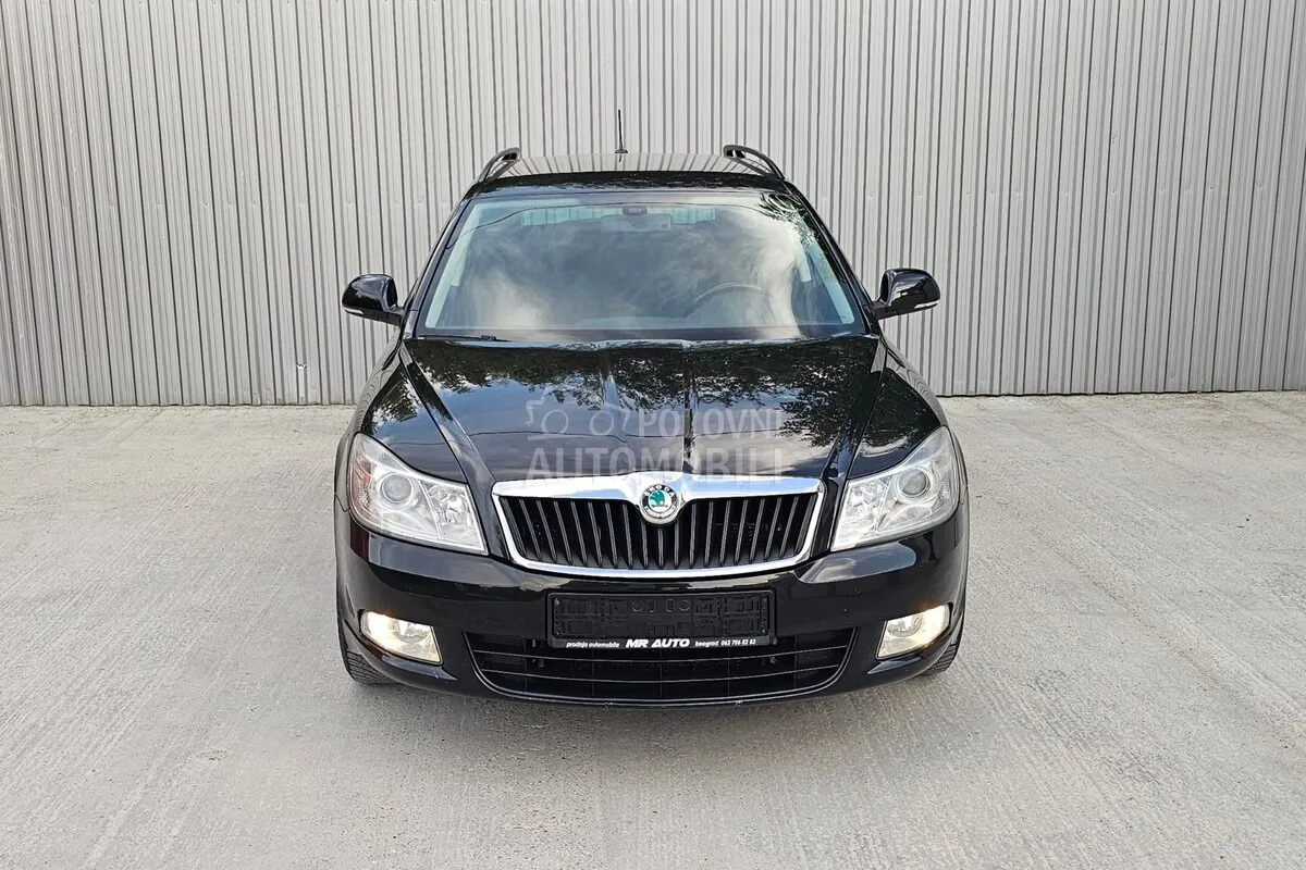 Skoda Octavia 2011 photo 2
