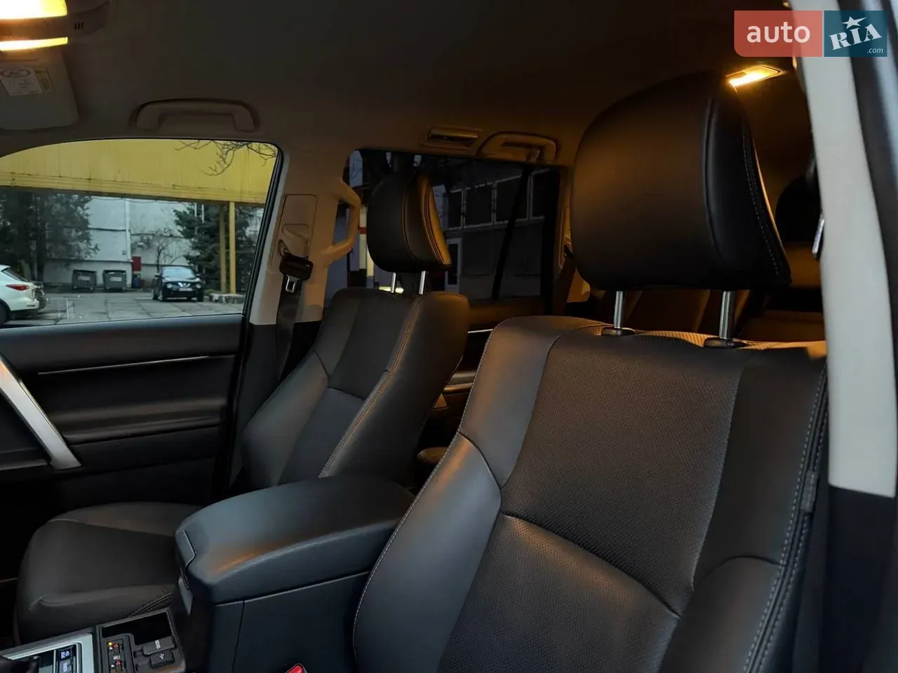 Toyota Land Cruiser Prado 2021 photo 5