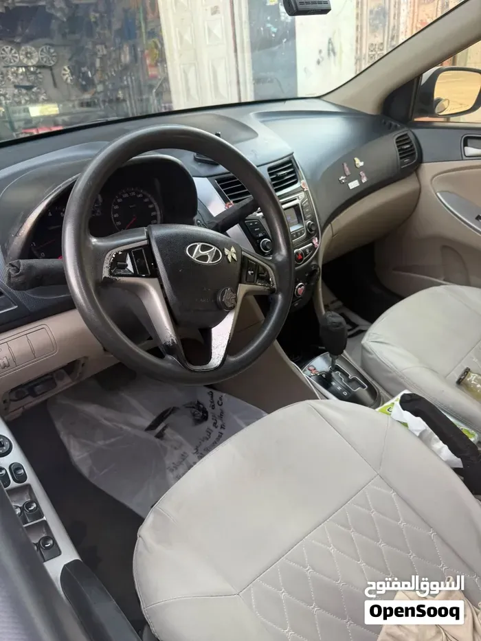 Hyundai Accent 2016 photo 3