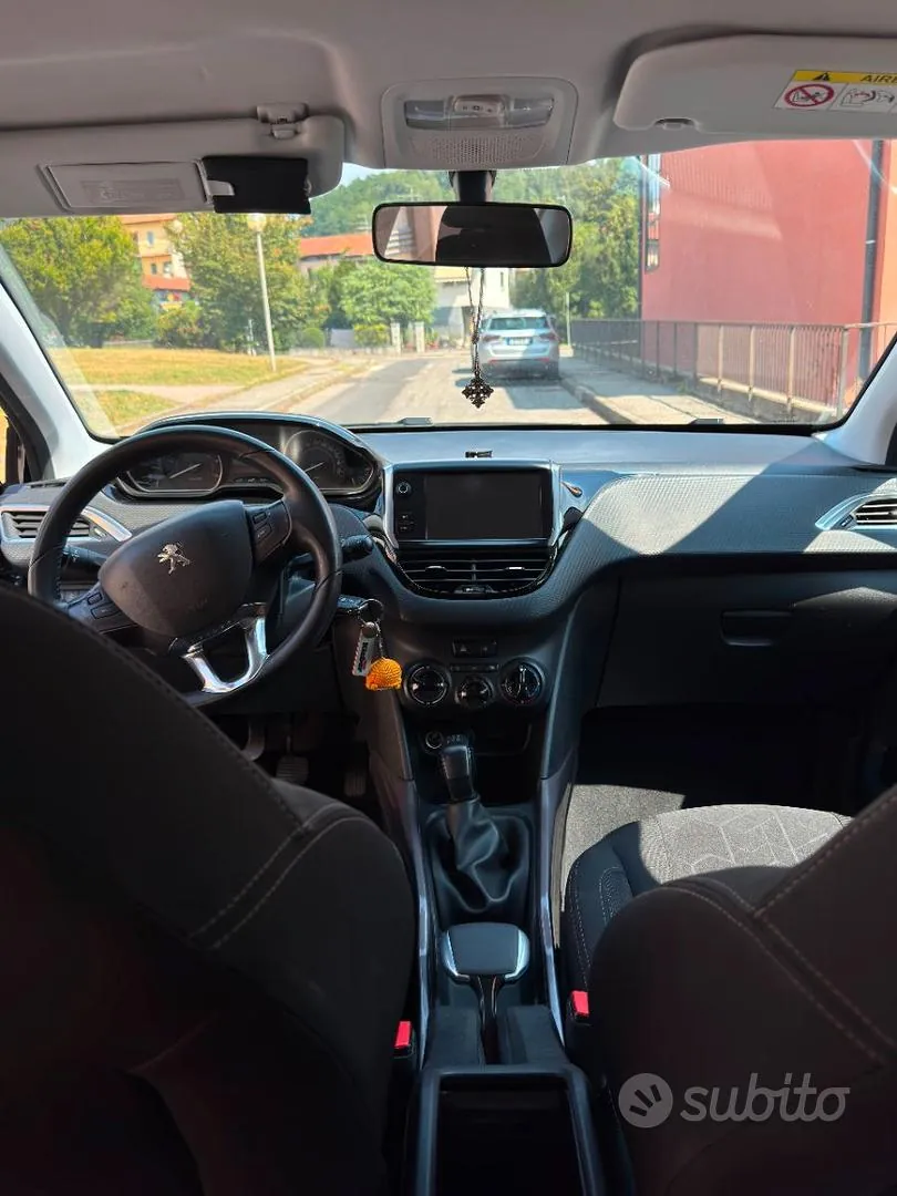 Peugeot 2008 2016 photo 4