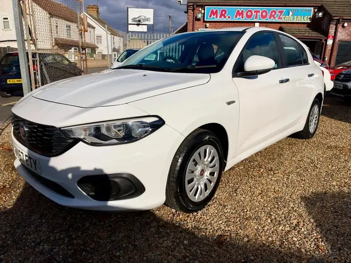 Fiat Tipo 2017 photo 2