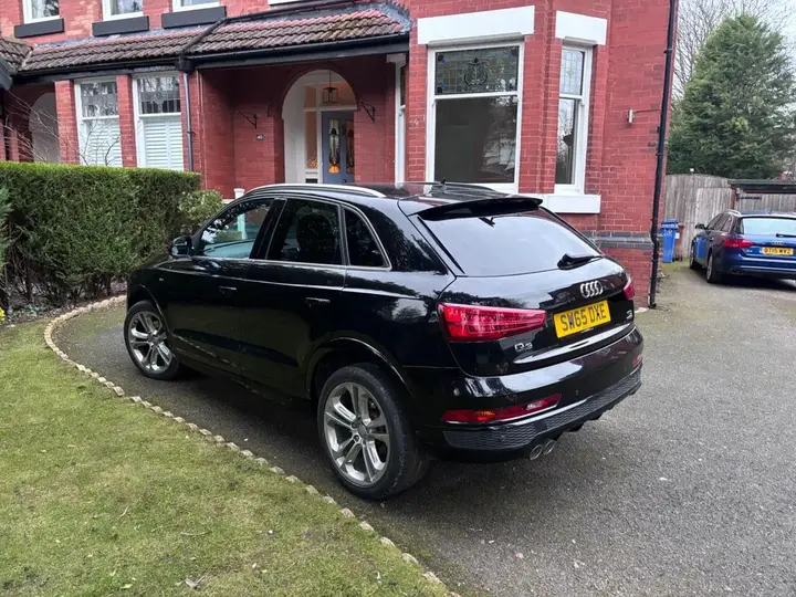 Audi Q3 2015 photo 5