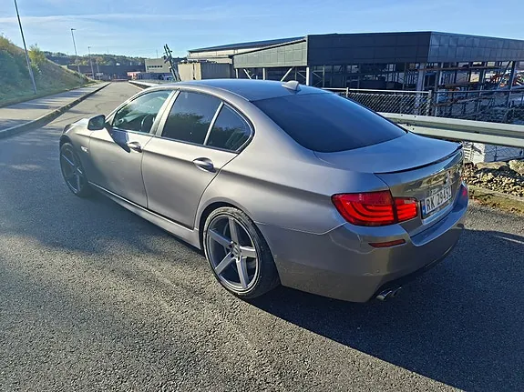 BMW 520D 2011 photo 3