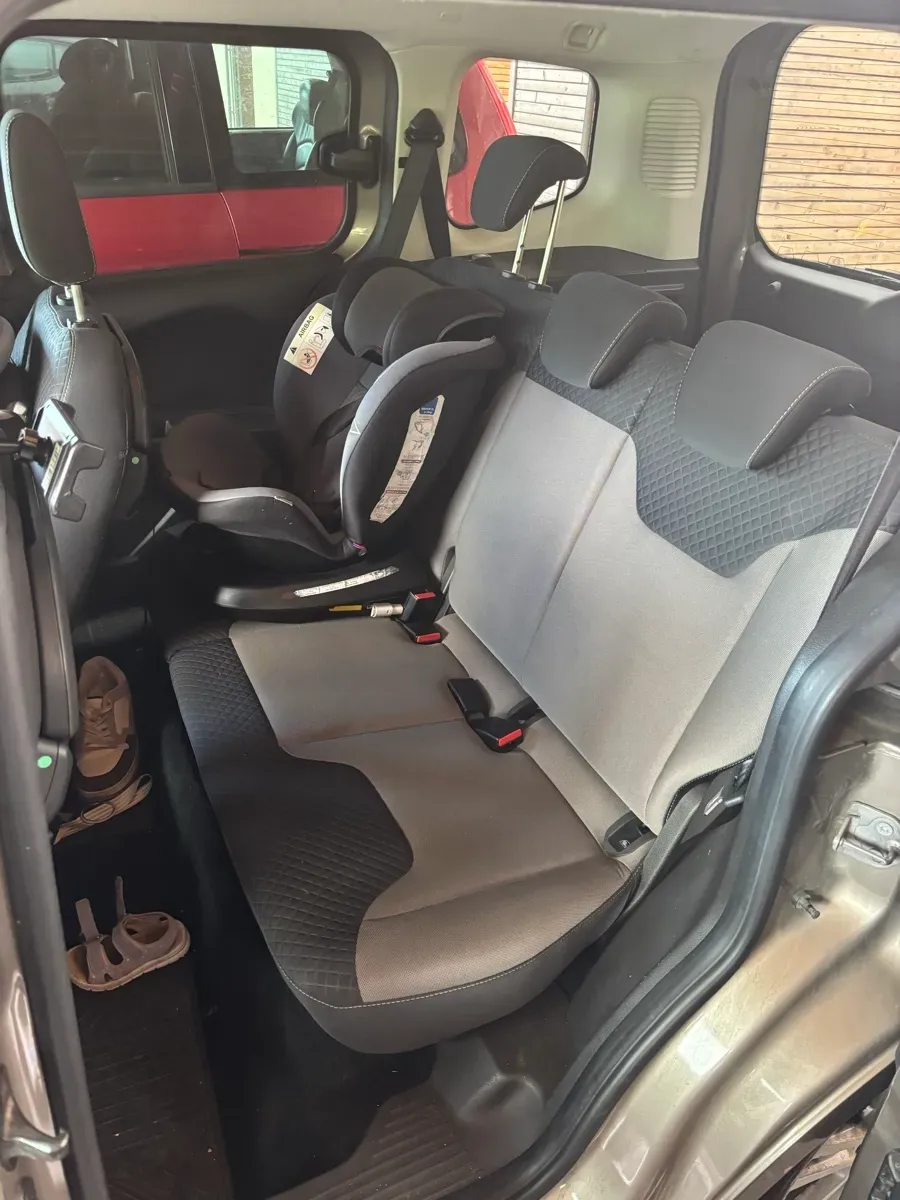 Ford Tourneo Courier 2018 photo 3