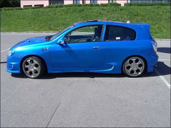 Nissan Almera 2000 photo 3