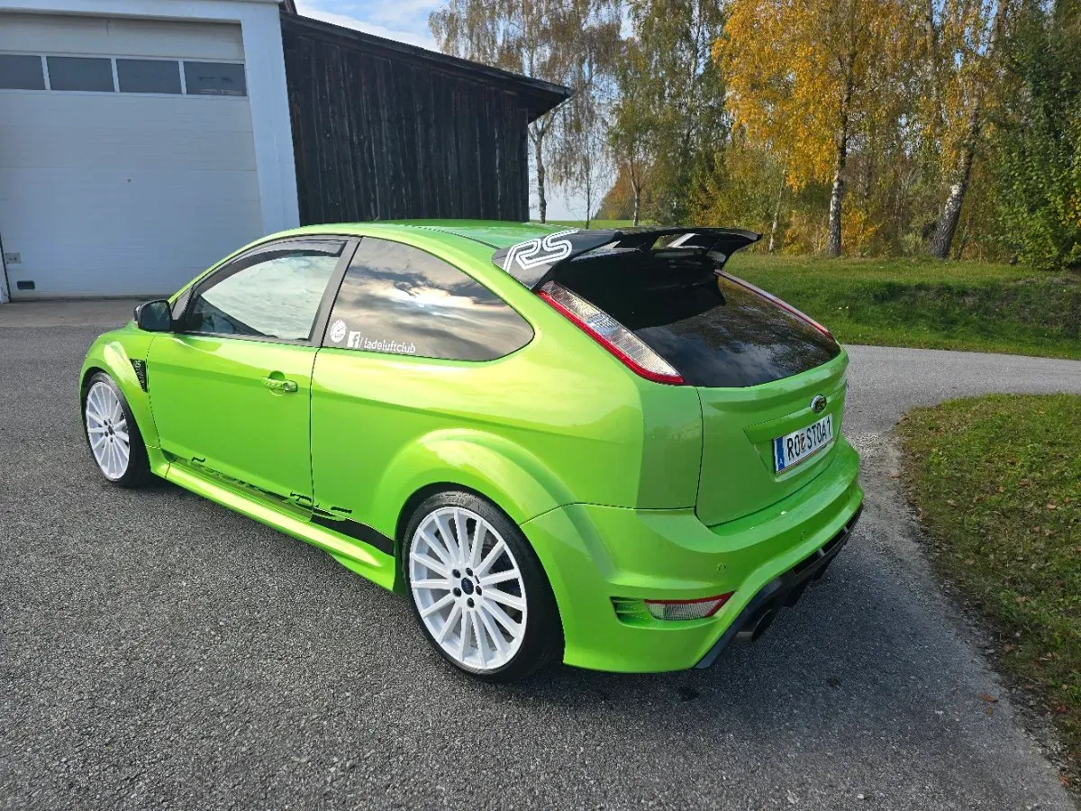 Ford Focus 2010 photo 3