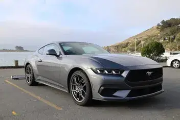Ford Mustang 2025 photo 2