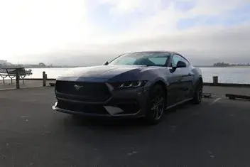 Ford Mustang 2025 photo 4