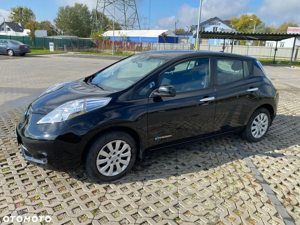 Nissan Leaf 2016 photo 2