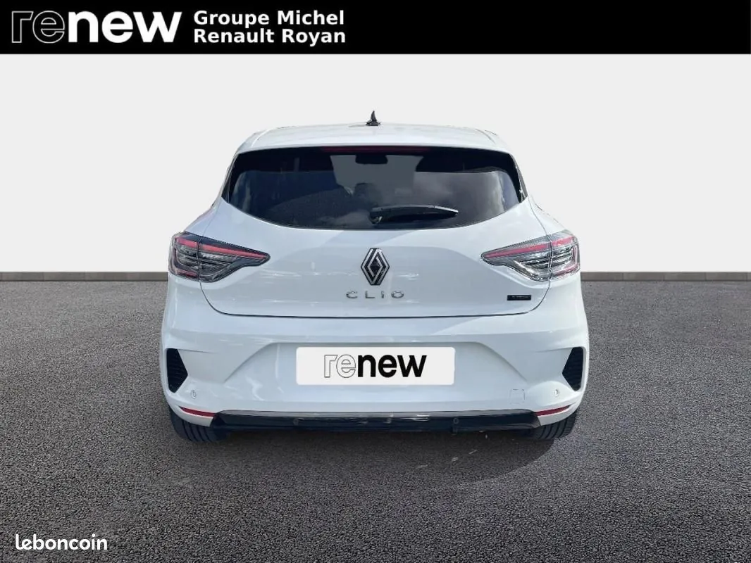 Renault Clio 2023 photo 5