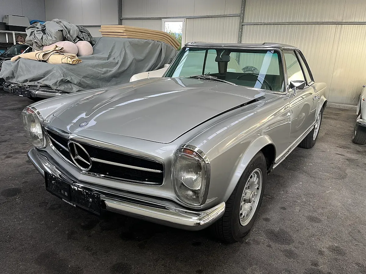 Mercedes-Benz Sl-Class 1968 photo 2